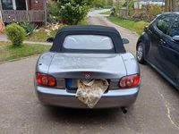 Second-hand Mazda MX5 110 CP (80 kW) 2004 Argintiu Cabrio