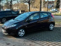 Gebraucht Ford Fiesta 82 PS (60 kW) 2010 Rot Limousine