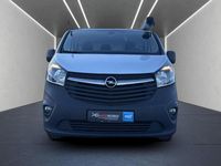 Gebraucht Opel Vivaro 121 PS (88 kW) 2018 Weiß Van / Kleinbus