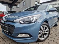 Gebraucht Hyundai i20 90 PS (66 kW) 2017 Blau Limousine