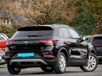 Neu VW T-Roc Style 150 PS (110 kW) 2025 Deep black perleffekt SUV