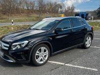 Gebraucht Mercedes GLA180 109 PS (80 kW) 2015 Schwarz SUV