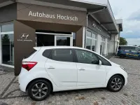 Gebraucht Hyundai ix20 Space Plus 90 PS (66 kW) 2018 Polar white / sol Kleinwagen