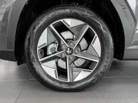 Neu Hyundai Tucson Select 239 PS (175 kW) 2025 Abyss black SUV