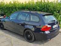 Gebraucht BMW 318 129 PS (94 kW) 2007 Blau Kombi