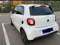 Gebraucht Smart ForFour 90 PS (66 kW) 2017 Weiß Kleinwagen