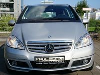 Gebraucht Mercedes A180 Avantgarde 116 PS (85 kW) 2012 Silber metallic Limousine