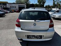 Gebraucht BMW 118 122 PS (89 kW) 2006 Titansilber metallic Kleinwagen