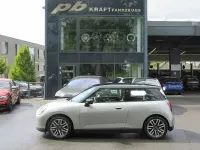 Gebraucht Mini Cooper Classic 135 kW (184 PS) 2024 Melting silver iii Kleinwagen