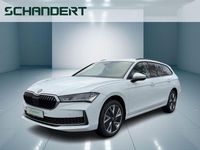 Neu Skoda Superb Selection 150 PS (110 kW) 2025 Kristall weiss Kombi
