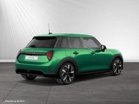 Gebraucht Mini Cooper 156 PS (114 kW) 2024 British racing green iv metallic Kleinwagen