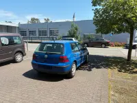 Gebraucht VW Golf IV 75 PS (55 kW) 2001 Blau Limousine