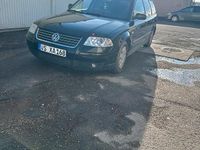 Gebraucht VW Passat 131 PS (96 kW) 2002 Schwarz Kombi