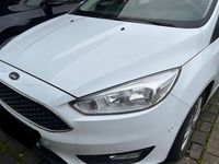 Gebraucht Ford Focus Business Edition 125 PS (91 kW) 2018 Weiß Limousine