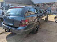 Gebraucht Mercedes 220 170 PS (125 kW) 2009 Grau Kombi