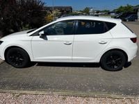 Używany Seat Leon ST 110 KM (80 kW) 2017 Biały Kombi