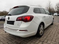 Gebraucht Opel Astra Innovation 165 PS (121 kW) 2013 Weiß Kombi