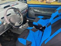 Usata Renault Twingo 54 CV (39 kW) 2001 Blu Utilitaria