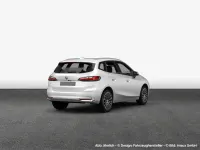 Gebraucht BMW 220 Active Tourer Sport Line 156 PS (114 kW) 2025 Alpinweiss iii Van / Kleinbus