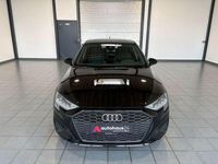 Gebraucht Audi A3 Basis 116 PS (85 kW) 2021 Schwarz Limousine