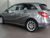 Gebraucht Mercedes B250 211 PS (155 kW) 2017 Grau Van / Kleinbus