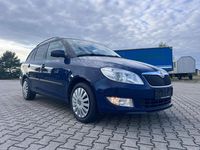 Gebraucht Skoda Fabia 105 PS (77 kW) 2012 Blau Kombi