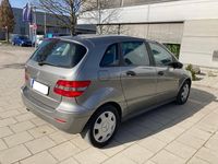 Gebraucht Mercedes B180 109 PS (80 kW) 2007 Braun Van / Kleinbus