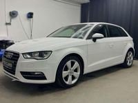 Gebraucht Audi A3 Sport 150 PS (110 kW) 2015 Weiß Limousine
