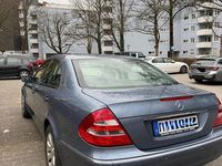 Gebraucht Mercedes E320 224 PS (164 kW) 2003 Blau Limousine