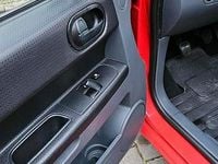 Gebraucht Mitsubishi Colt 75 PS (55 kW) 2009 Rot Kleinwagen