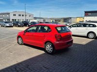 Gebraucht VW Polo Trendline 60 PS (44 kW) 2012 Rot Kleinwagen