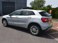Gebraucht Mercedes GLA180 109 PS (80 kW) 2016 Silber SUV