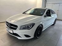 Gebraucht Mercedes CLA180 122 PS (89 kW) 2015 Calcitweiss  unilack Limousine