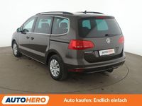 Gebraucht VW Sharan Comfortline 150 PS (110 kW) 2015 Braun Van / Kleinbus