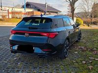 Second-hand Cupra Leon VZ 300 CP (220 kW) 2023 Negru Break