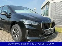 Neu BMW 218 136 PS (100 kW) 2026 Schwarz Van / Kleinbus