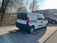 Gebraucht Opel Combo 105 PS (77 kW) 2013 Other Van / Kleinbus