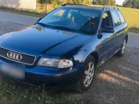 Gebraucht Audi A4 125 PS (91 kW) 1998 Blau Kombi