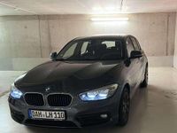 Gebraucht BMW 118 Advantage 136 PS (100 kW) 2015 Grau Kleinwagen