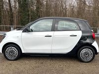 Gebraucht Smart ForFour Electric Drive 60 kW (82 PS) 2018 Weiß Limousine