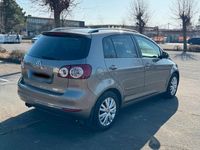 Gebraucht VW Golf VI 122 PS (89 kW) 2010 Braun Kleinwagen