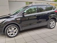 Gebraucht Ford Kuga 103 PS (75 kW) 2014 Schwarz SUV