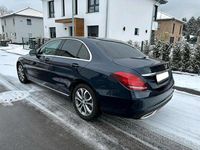 Gebraucht Mercedes C180 Avantgarde 136 PS (100 kW) 2016 Blau Limousine