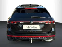 Gebraucht VW Passat R-line 193 PS (141 kW) 2025 Schwarz Limousine
