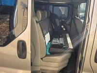 Gebraucht Opel Vivaro 146 PS (107 kW) 2008 Grün Van / Kleinbus