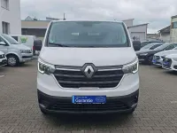 Gebraucht Renault Trafic Komfort 150 PS (110 kW) 2024 Gletscherweiss Van / Kleinbus