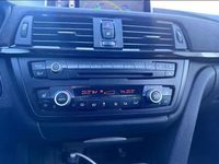 Gebraucht BMW 318 Comfort Edition 143 PS (105 kW) 2012 Schwarz Limousine