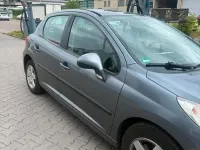 Gebraucht Peugeot 207 95 PS (69 kW) 2008 Grau Kleinwagen
