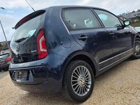 Second-hand VW up! 75 CP (55 kW) 2015 Albastru Hatchback