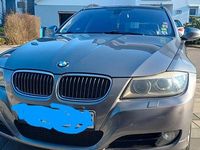 Gebraucht BMW 325 197 PS (144 kW) 2009 Grau Kombi
